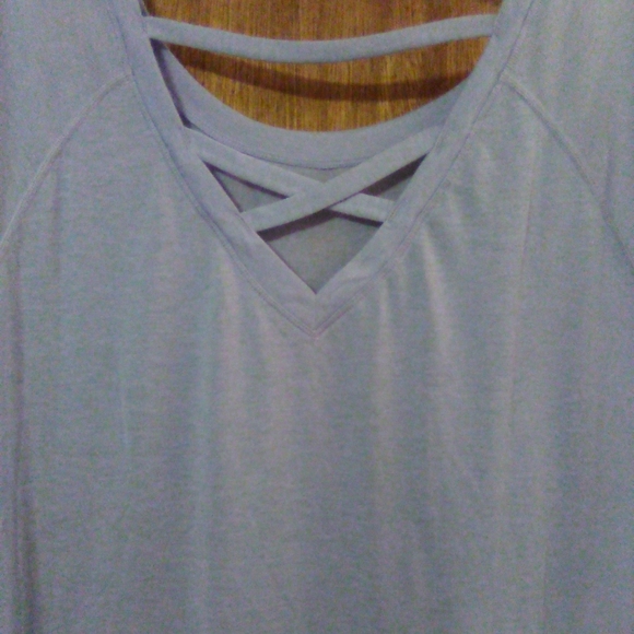 Ladies Top - Picture 3 of 4